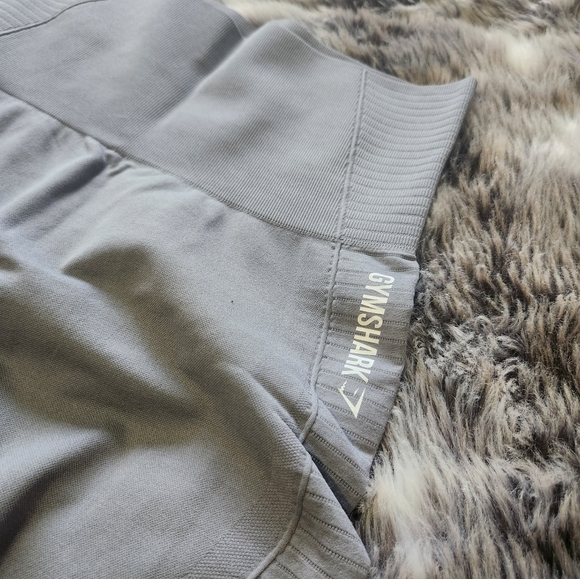 Gymshark grey leggings - Picture 6 of 8